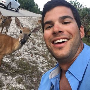 Meet your Posher, Troy